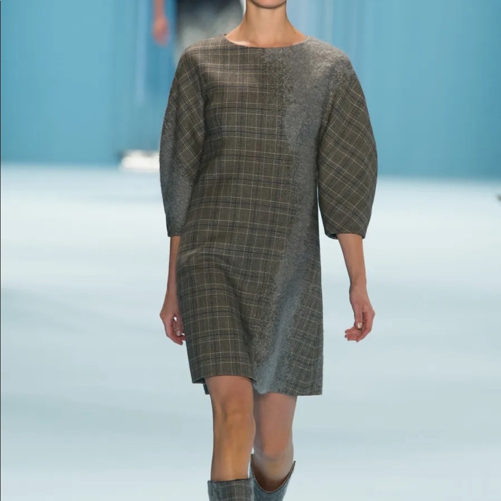 Carolina Herrera runway look dress